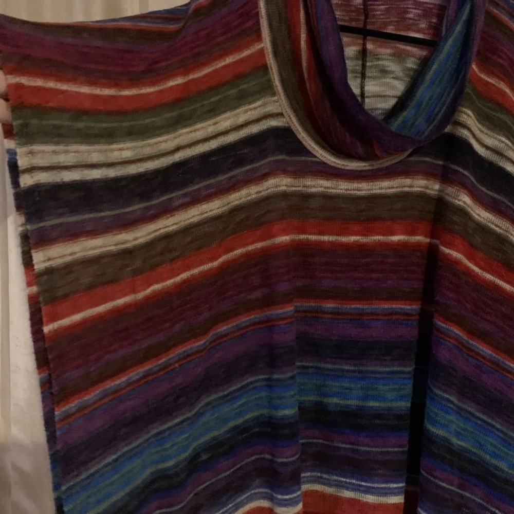 Multicolor Top - Picture 2 of 4